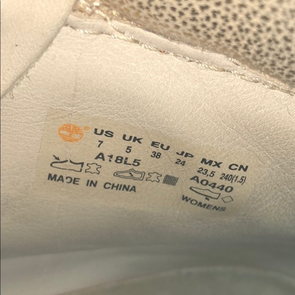 Timberlands - Picture 5 of 6